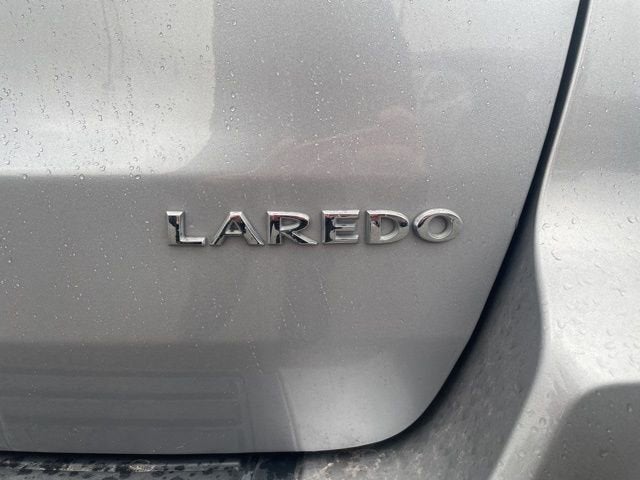 2021 Jeep Grand Cherokee Laredo E 4x4