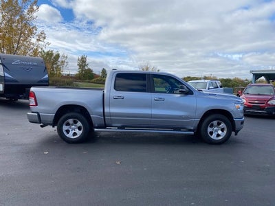 2022 RAM 1500 Big Horn Crew Cab 4x4 5'7" Box