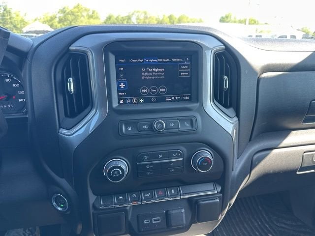 2024 Chevrolet Silverado 1500 Custom