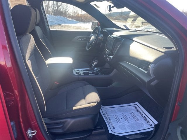 2022 Chevrolet Traverse LT Cloth