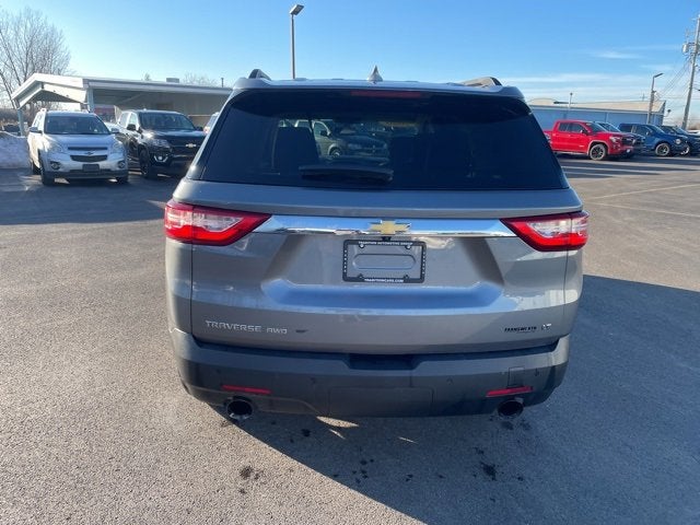 2020 Chevrolet Traverse LT Cloth