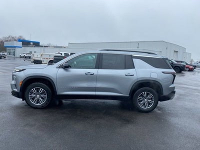 2025 Chevrolet Traverse LT
