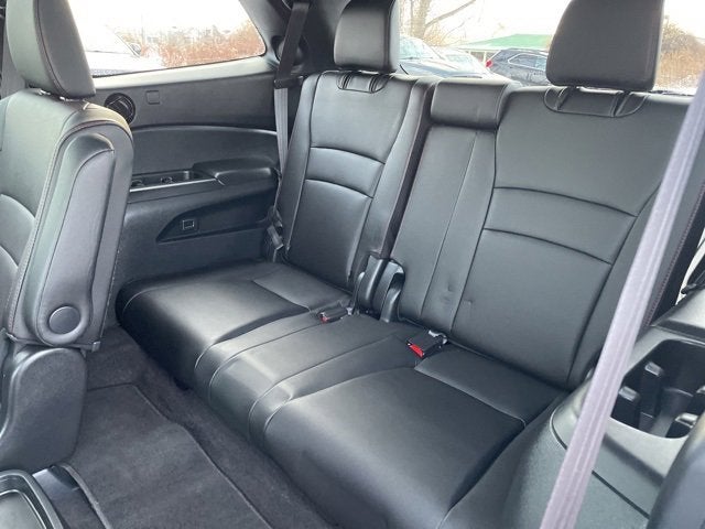 2022 Honda Pilot AWD Black Edition