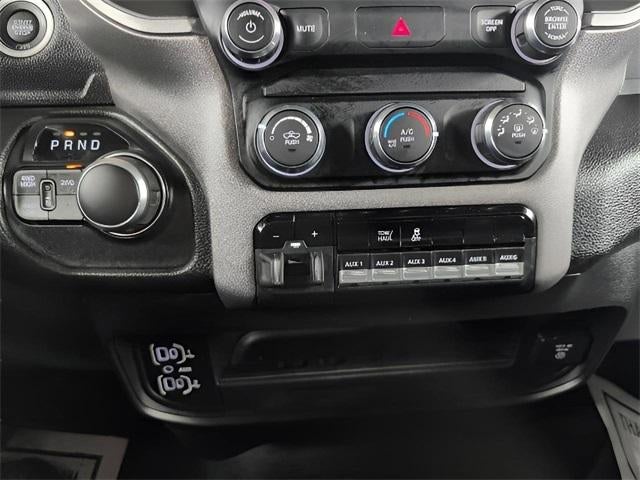 2021 RAM 2500 Tradesman Crew Cab 4x4 6'4" Box