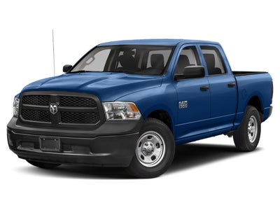 2019 RAM 1500 Classic Express 4x4 Crew Cab 5'7" Box