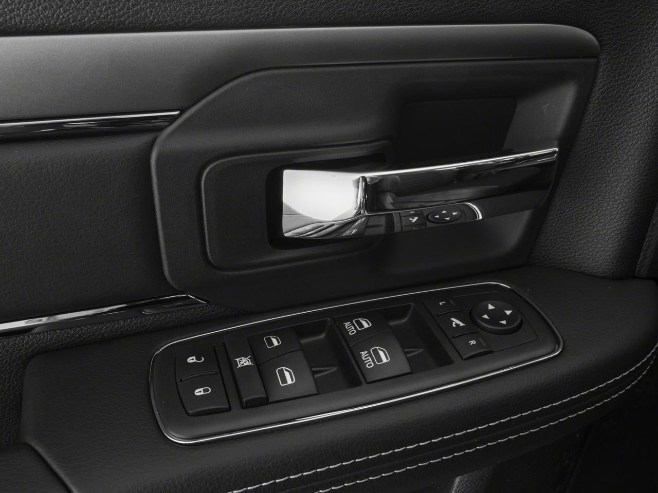 2016 RAM 1500 4WD Crew Cab 5.7 Ft Box Sport