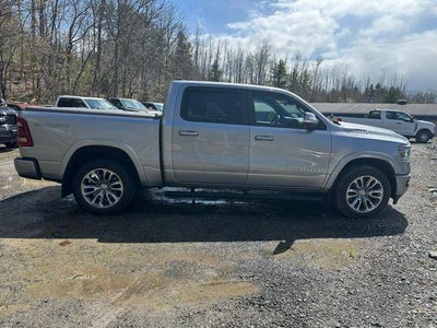 2021 RAM 1500 Laramie 4x4 Crew Cab 5'7" Box
