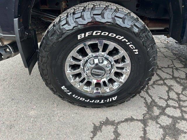 2022 Ford Super Duty F-250 SRW XLT 4WD Crew Cab 6.75' Box