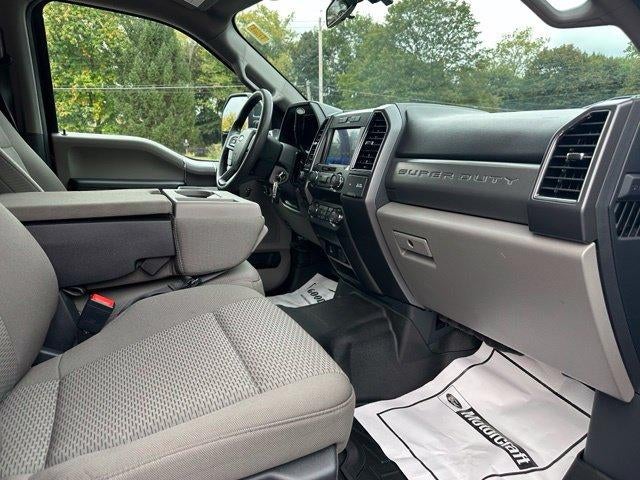 2022 Ford Super Duty F-250 SRW XLT 4WD Crew Cab 6.75' Box