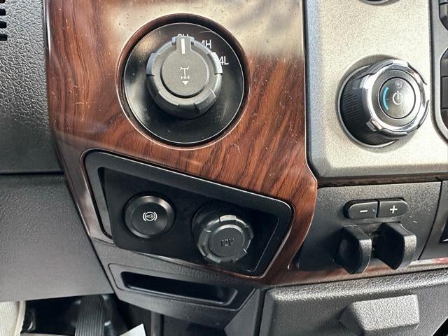 2016 Ford Super Duty F-250 SRW 4WD Crew Cab 6-3/4 Ft Box Lariat