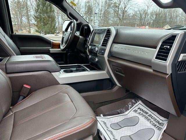 2017 Ford Super Duty F-350 SRW King Ranch 4WD Crew Cab 6.75' Box