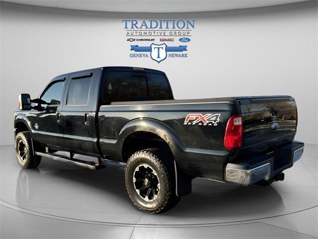 2016 Ford Super Duty F-350 SRW 4WD Crew Cab 6-3/4 Ft Box Lariat
