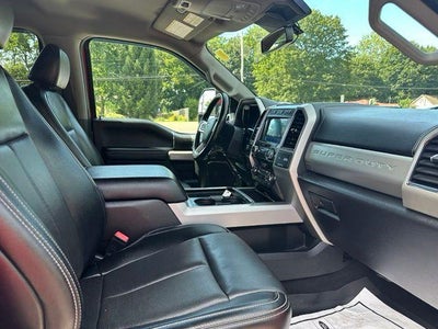 2021 Ford Super Duty F-350 SRW LARIAT 4WD Crew Cab 6.75' Box