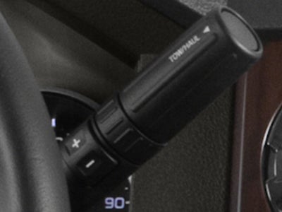 2016 Ford Super Duty F-450 DRW 4WD Crew Cab 8 Ft Box Lariat