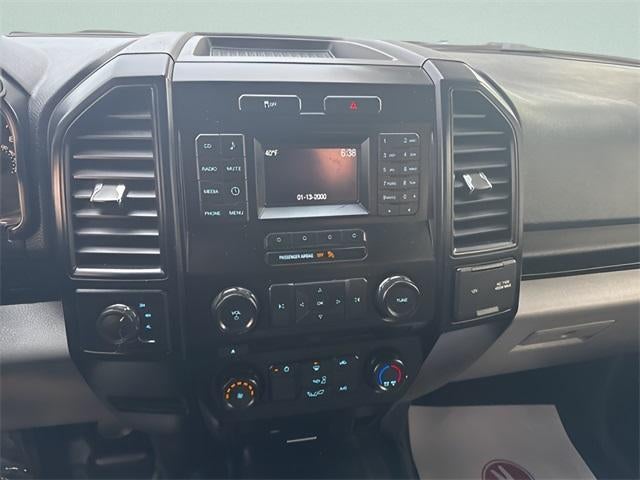 2016 Ford F-150 4WD SuperCab 6-1/2 Ft Box XL