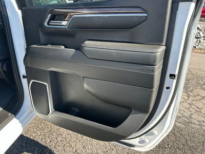 2023 Chevrolet Silverado 1500 Crew Cab Short Box 4-Wheel Drive RST