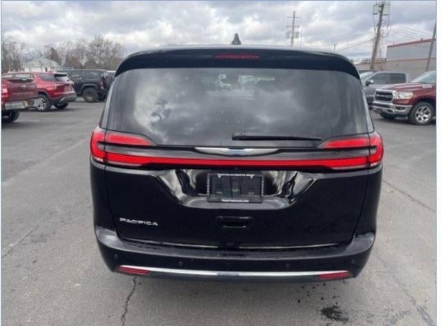 2023 Chevrolet Silverado 1500 Crew Cab Short Box 4-Wheel Drive RST