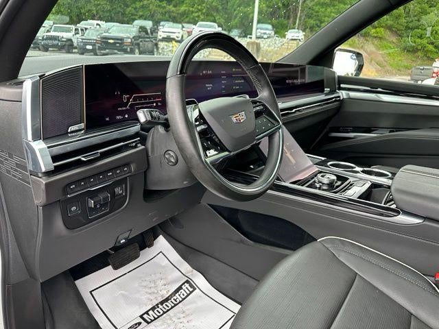 2025 Cadillac Escalade 4WD Sport