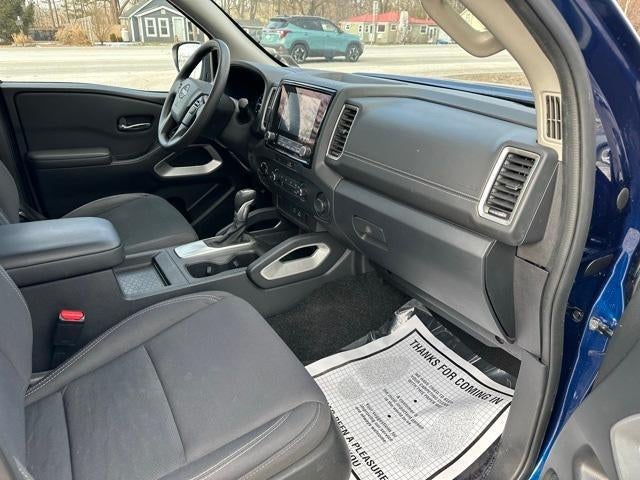 2022 Nissan Frontier Crew Cab 4x4 SV Auto