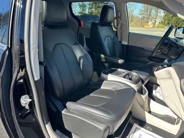 2024 Chrysler Pacifica Touring L FWD