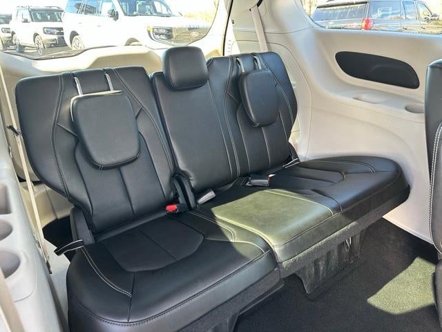 2024 Chrysler Pacifica Touring L FWD