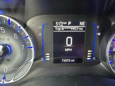 2022 Chrysler Voyager LX FWD