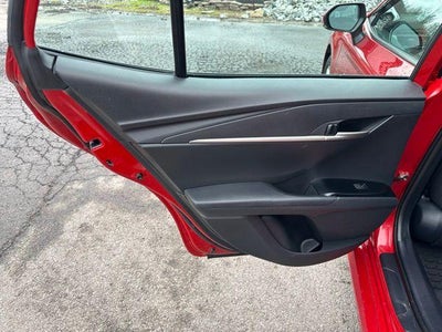 2025 Toyota Camry LE AWD (Natl)