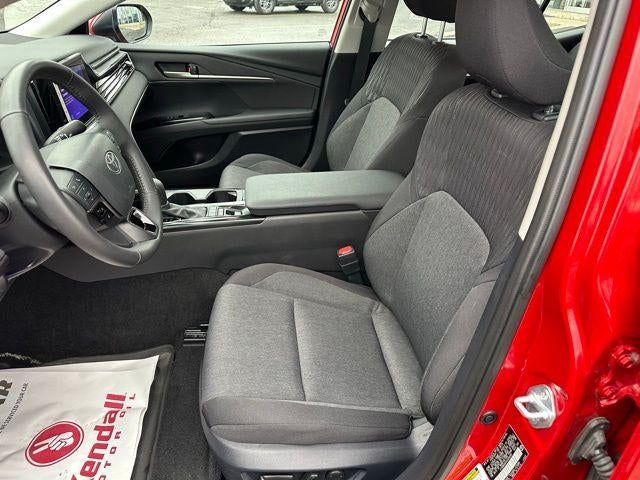 2025 Toyota Camry LE AWD (Natl)