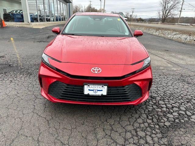 2025 Toyota Camry LE AWD (Natl)