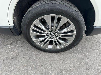 2021 Toyota Venza XLE AWD (SE)