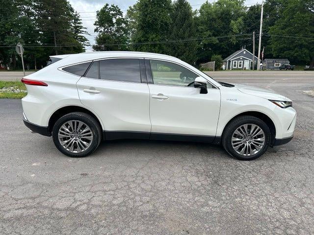 2021 Toyota Venza XLE AWD (SE)