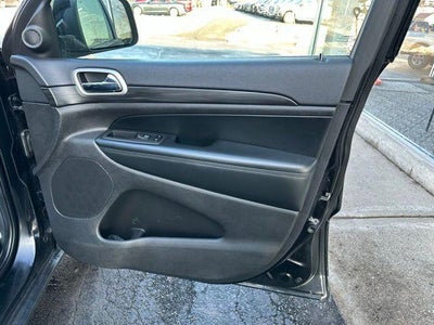 2021 Jeep Grand Cherokee Laredo X 4x4