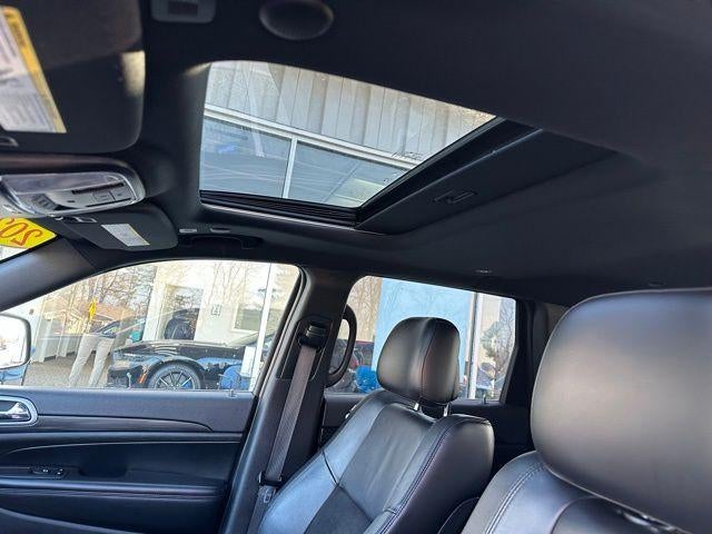 2021 Jeep Grand Cherokee Laredo X - Photo 23