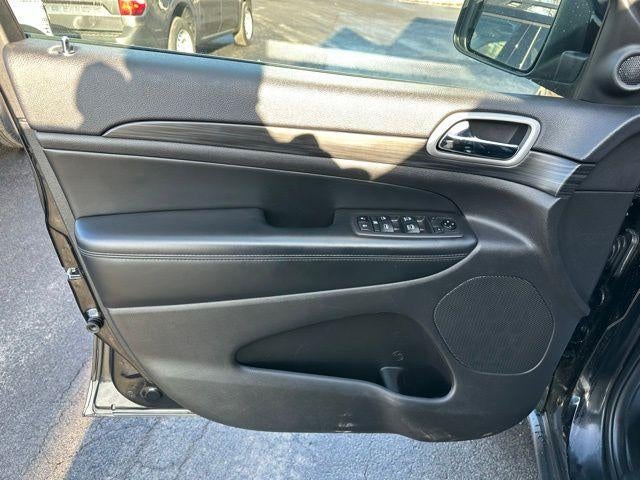 2021 Jeep Grand Cherokee Laredo X - Photo 25