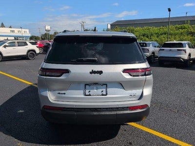 2023 Jeep Grand Cherokee L Altitude 4x4