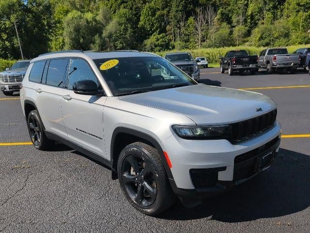 2023 Jeep Grand Cherokee L Altitude 4x4