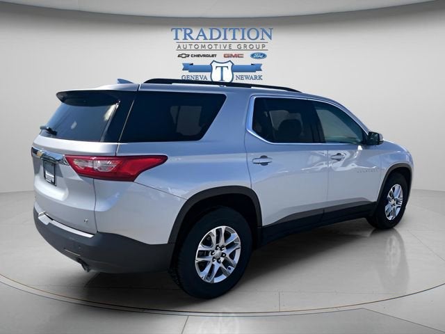 2020 Chevrolet Traverse LT Cloth