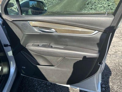 2017 Cadillac XT5 Platinum AWD