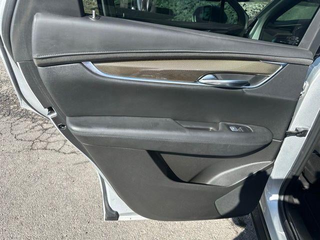 2017 Cadillac XT5 Platinum AWD