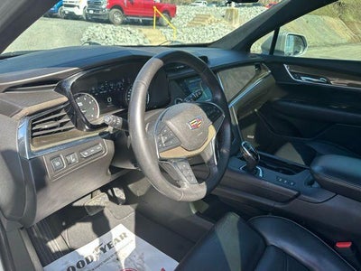 2017 Cadillac XT5 Platinum AWD