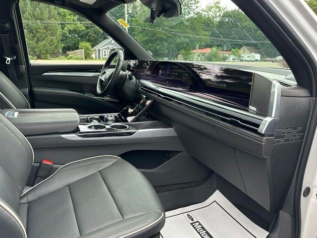 2025 Cadillac Escalade Sport
