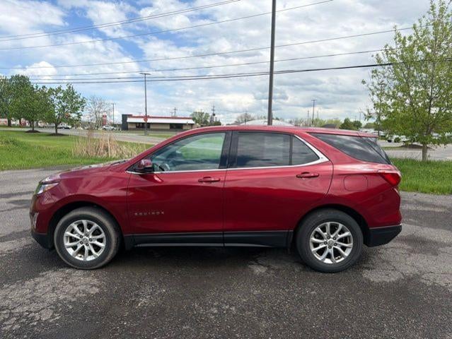 Used 2018 Chevrolet Equinox LT with VIN 2GNAXSEV0J6253299 for sale in Newark, NY