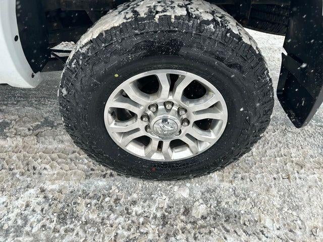 2018 RAM 2500 Laramie Crew Cab 4x4 6'4" Box