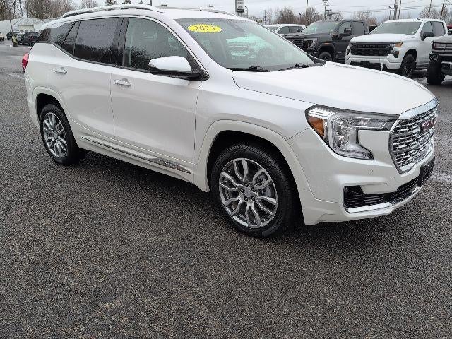 2023 GMC Terrain Denali