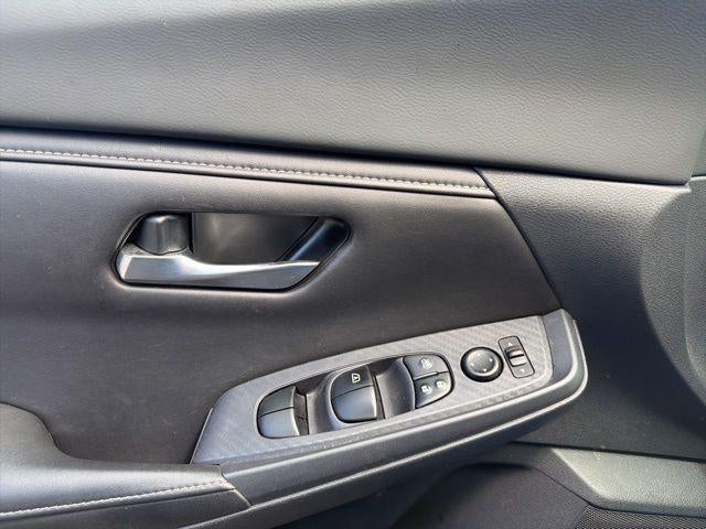 2022 Nissan Sentra SV Xtronic CVT
