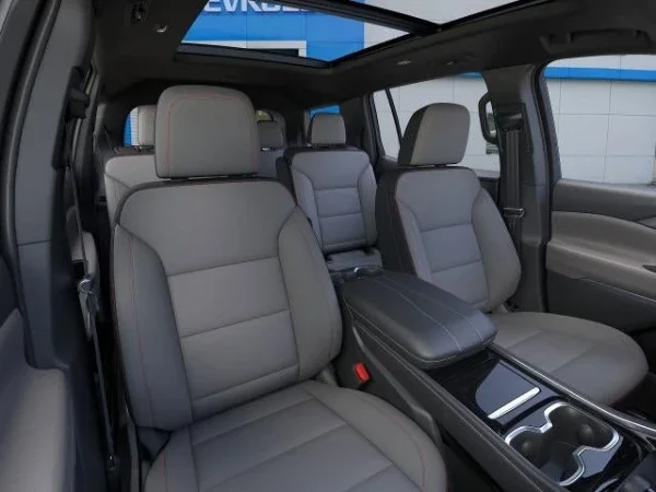2026 Chevrolet Traverse Interior