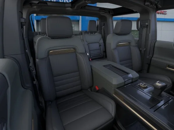 2025 GMC Hummer EV Pickup Interior