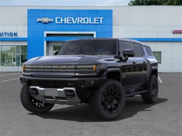 2025 GMC Hummer EV SUV Front view