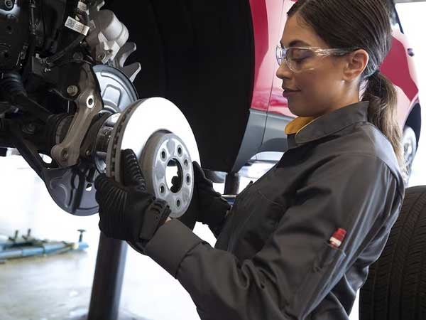 Chevrolet Service at Tradition Chevrolet Newark